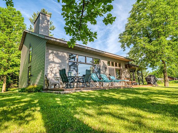 5th image of 51792 Wildflower Dr