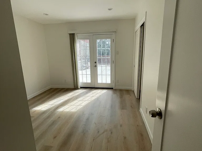 246 Morton Dr #B — Photo 7