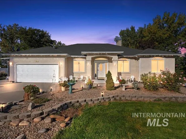 2109 S Happy Valley Rd, Nampa, ID 83686