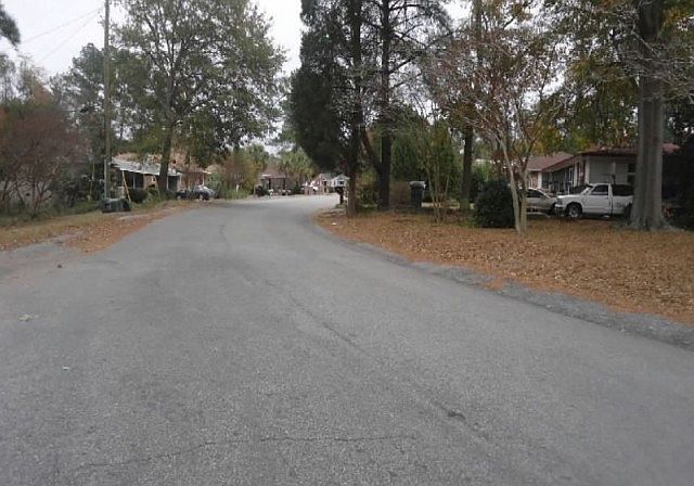 2nd image of 3305 Belvedere Dr