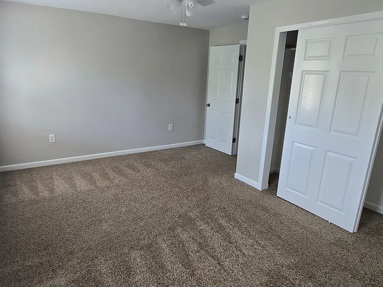 33 Martin St — Photo 1