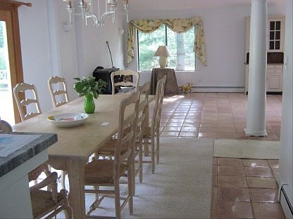 3rd image of 16 Todd Dr