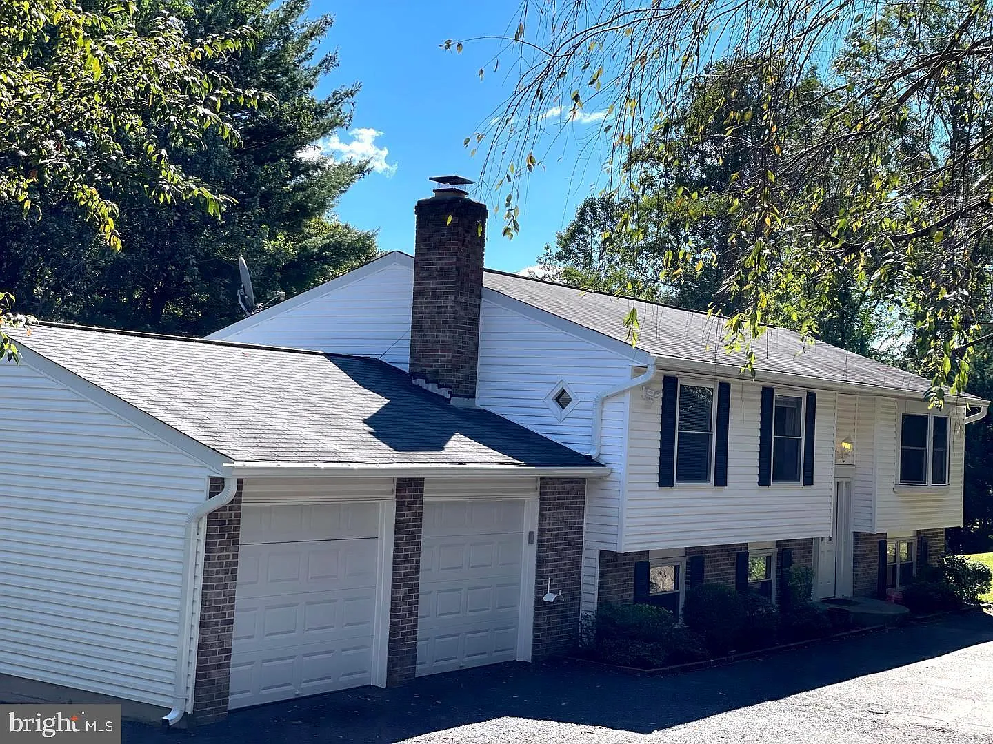 4 bed, 1497 sqft, $4,750 — Photo 1