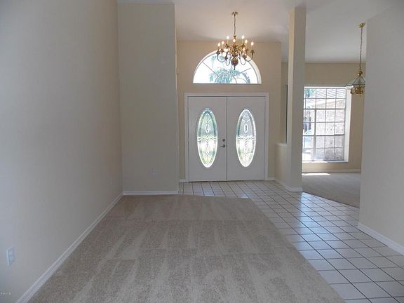 2nd image of 102 Palm Cir