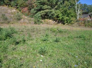 Ritter Dr, Daniels, WV 25832