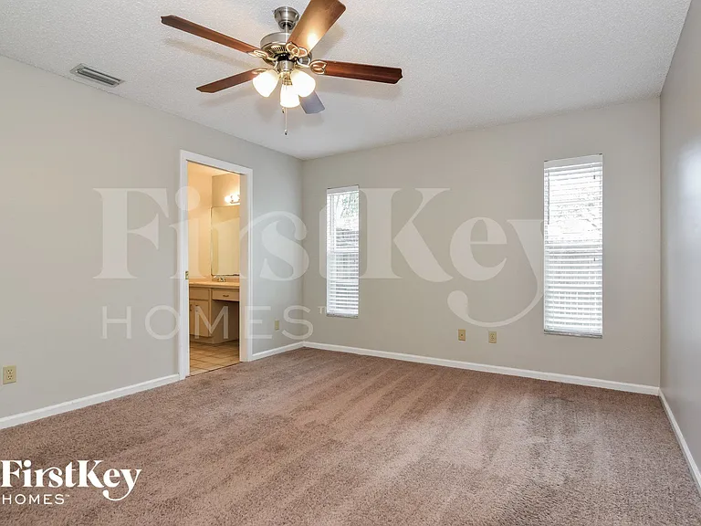 3818 Forest Park Pl — Photo 9
