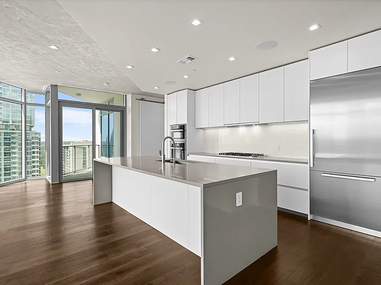 501 West Ave #3201 — Photo 8