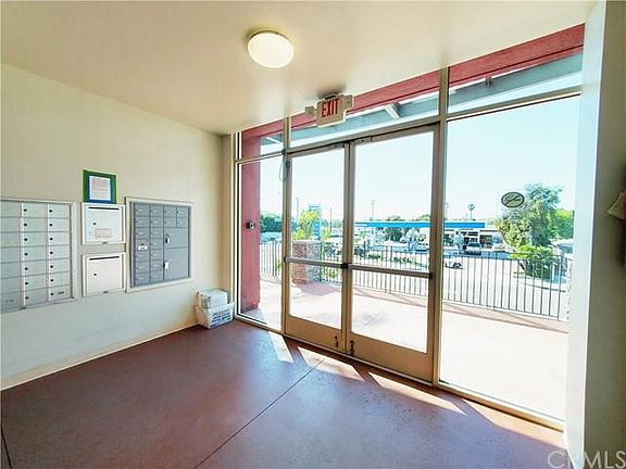5th image of 2742 Cabrillo Ave Unit 101
