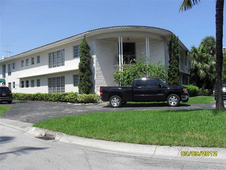 1st image of 50 Park Dr #1