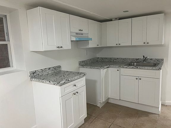 3rd image of 158 21st St #A