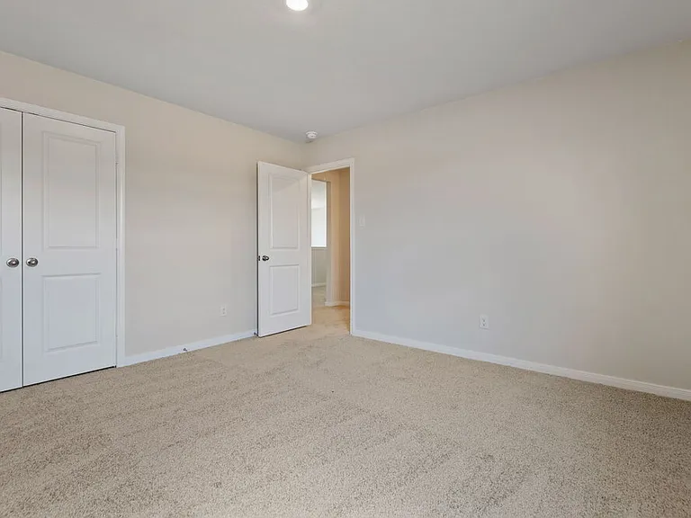 15652 Plum Brook Dr — Photo 11