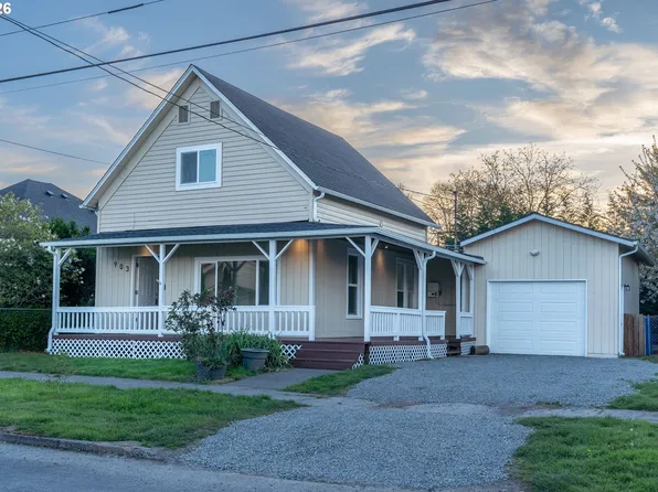 903 S 3rd Ave, Kelso, WA 98626