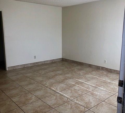 2nd image of 2612 N Half Moon Dr APT D