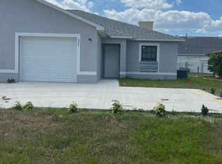 324 SE 16th Pl, Cape Coral, FL 33990