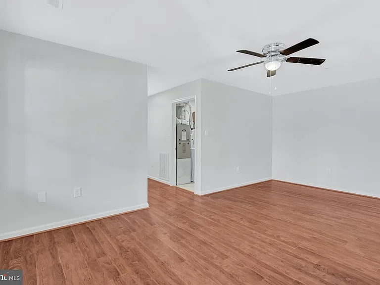 2412 Ellsworth Way #1A — Photo 9