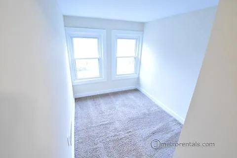 172 N Washington St — Photo 21