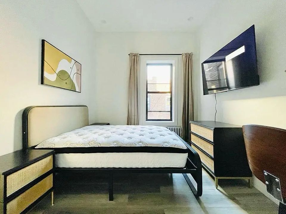 1st image of 1131 President St #1D