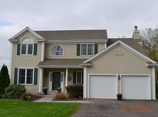 49 Trotter Ln, Newington, CT 06111
