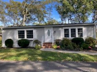 465 Old Country Road #465, Riverhead, NY 11901
