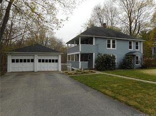 211 Grove St, Putnam, CT 06260