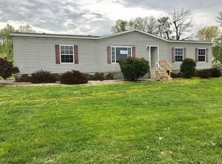 7211 State Route 405, Maceo, KY 42355