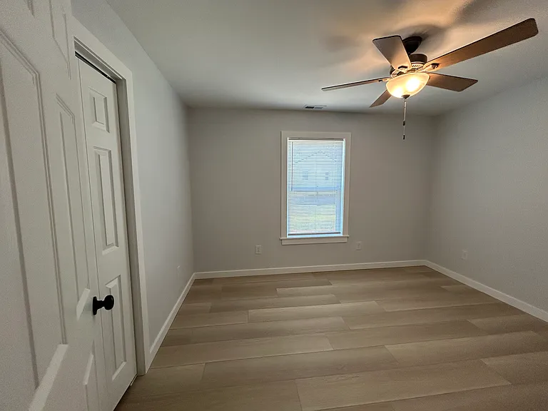 829 S Mountain St — Photo 14