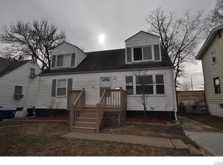 9814 Zykan Dr, Saint Louis, MO 63114