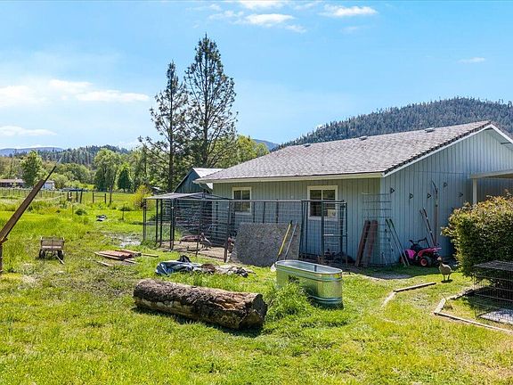 4th image of 2447 Stringer Gap Rd