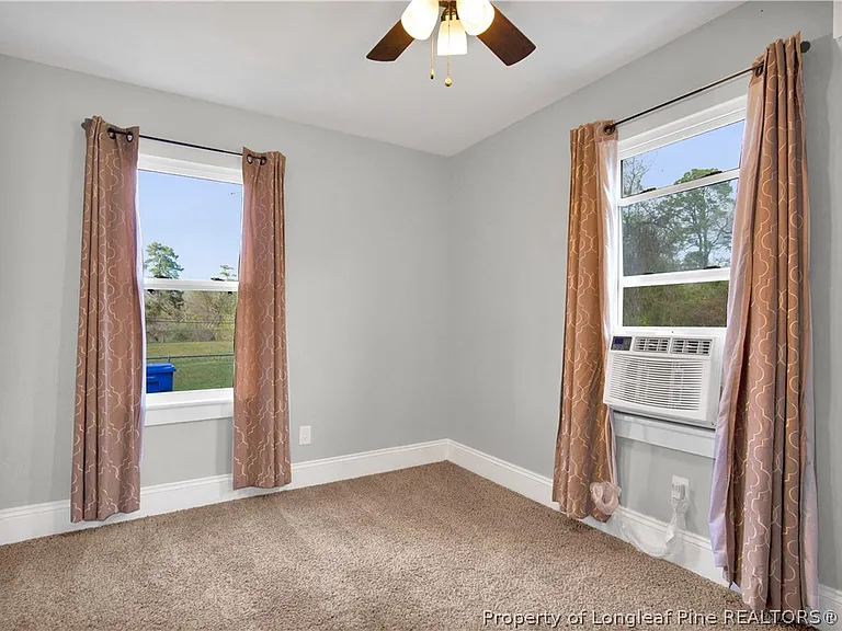 326 Hawley Ln — Photo 17