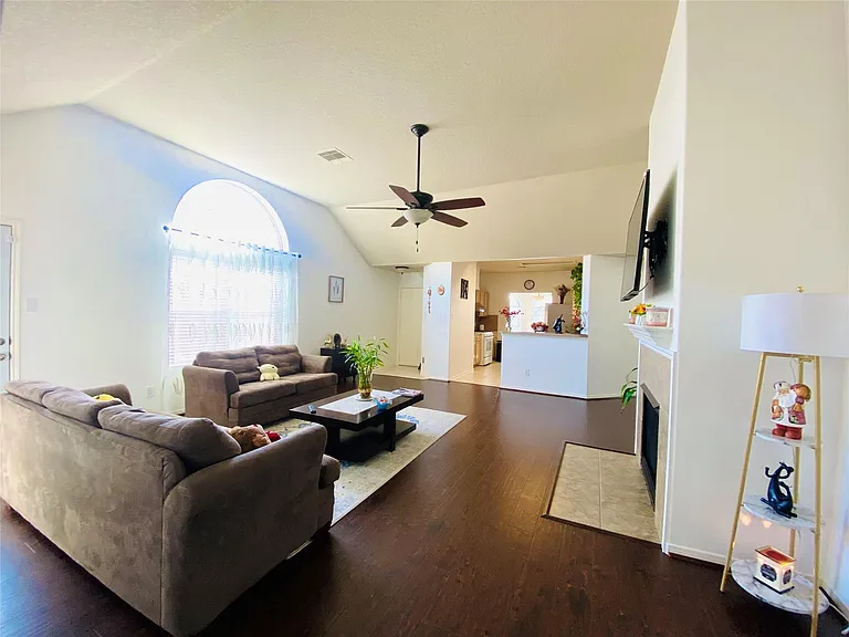 19626 Mackinaw Isle Ct — Photo 15