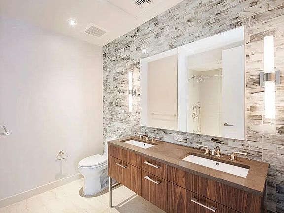 5th image of 1 Thomas St APT 4B