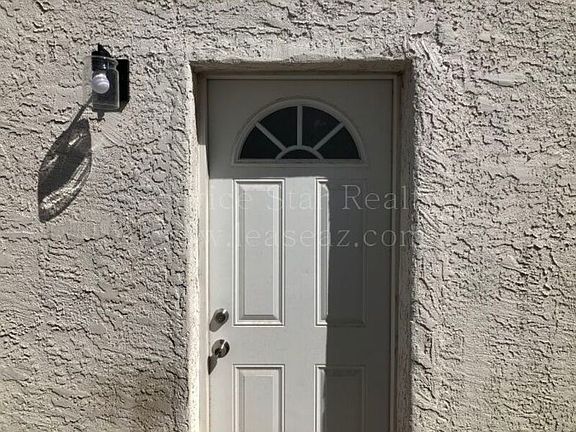 2nd image of 337 N 15th Ave #B