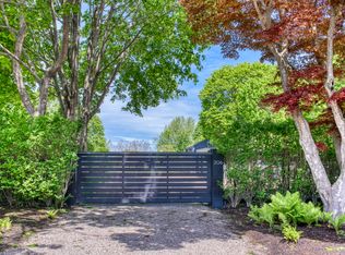 206 Maple Ln, Bridgehampton, NY 11932