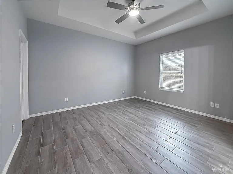 444 E Acacia St #3 — Photo 8