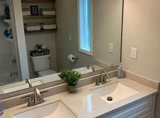 410 Roberts Rd, Taylors, SC 29687