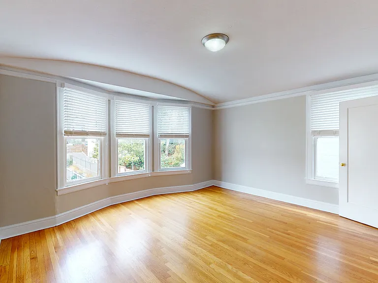 2380 California St — Photo 41