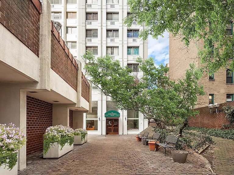 721 Columbus Ave #8H — Photo 8