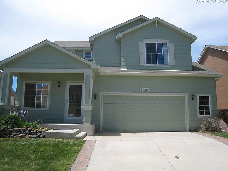 5 Bedroom, 4 Bath 2-story in Great Springs Ranch Neighborhood Features a Finishe