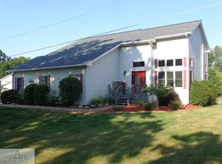 8426 Rives Junction Rd, Rives Junction, MI 49277