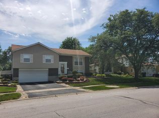 17811 Oakwood Dr, Hazel Crest, IL 60429