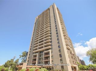 1785 Riverside Dr #1610, Ottawa, ON K1G 3T7
