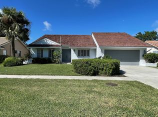7619 W Country Club Blvd, Boca Raton, FL 33487