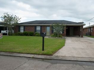 515 Holiday Dr, Houma, LA 70364
