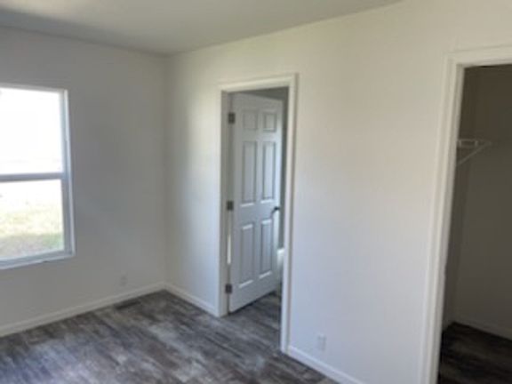 5th image of 5755 Highway 53 #3B-2BA-815SQFT