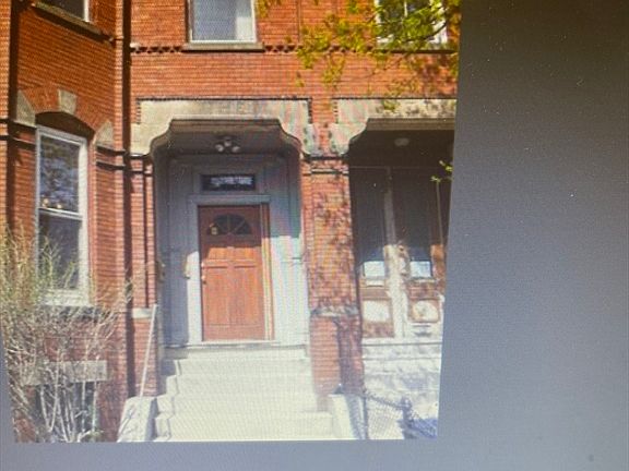 2nd image of 30 Alaska St