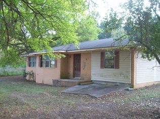 978 Dewberry Rd, Nicholls, GA 31535