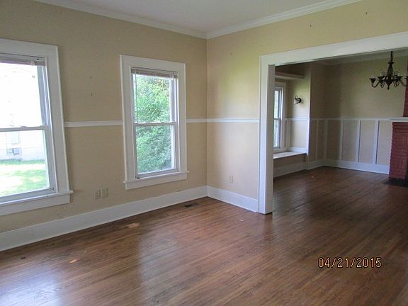 3rd image of 2304 Cecil Ave