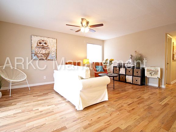 2nd image of 3635 Warwick Blvd APT 3