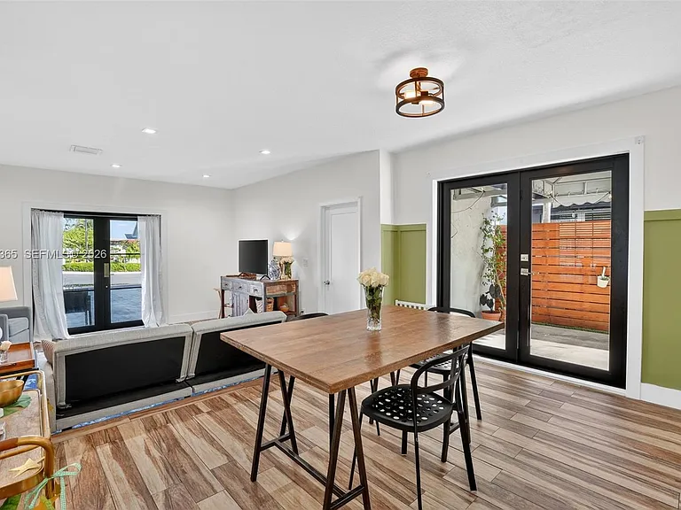 7016 SW 103rd Pl — Photo 5