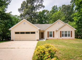 3302 Kings Pond Rd, Greensboro, NC 27407